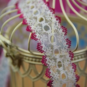 Knitting In Lace 50 Mtr Card Wine KL63515